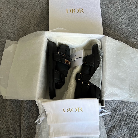 Brand New Christian Dior DIORACT SANDAL Size 39 - Picture 8 of 13